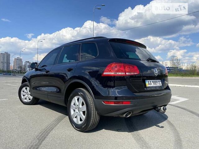Черный Фольксваген Туарег, объемом двигателя 3 л и пробегом 223 тыс. км за 25500 $, фото 3 на Automoto.ua