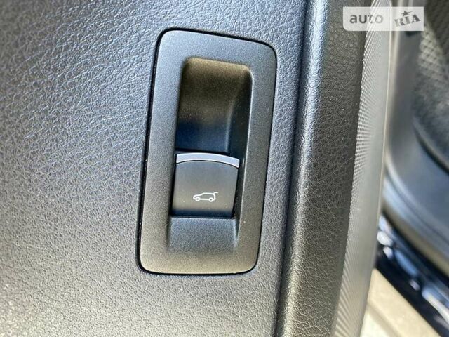 Черный Фольксваген Туарег, объемом двигателя 3 л и пробегом 223 тыс. км за 25500 $, фото 63 на Automoto.ua