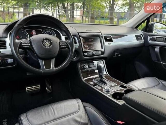 Черный Фольксваген Туарег, объемом двигателя 3 л и пробегом 130 тыс. км за 25500 $, фото 18 на Automoto.ua