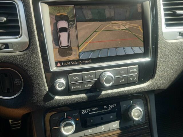 Черный Фольксваген Туарег, объемом двигателя 3 л и пробегом 219 тыс. км за 25550 $, фото 10 на Automoto.ua