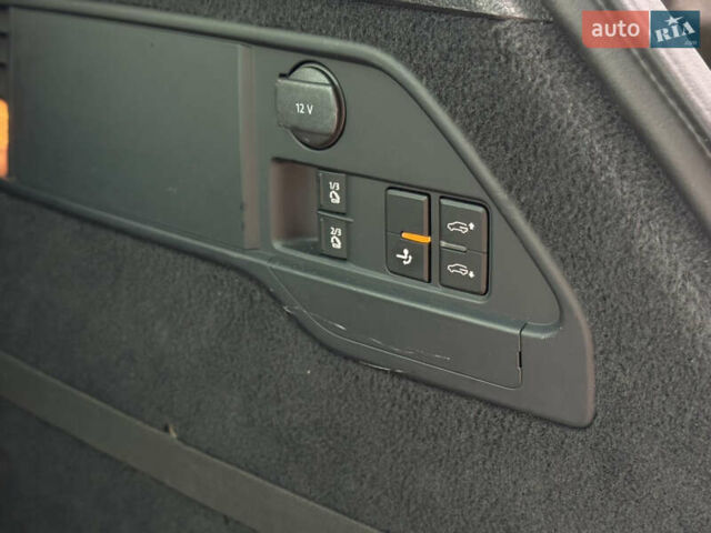 Чорний Фольксваген Туарег, об'ємом двигуна 3 л та пробігом 289 тис. км за 24900 $, фото 19 на Automoto.ua