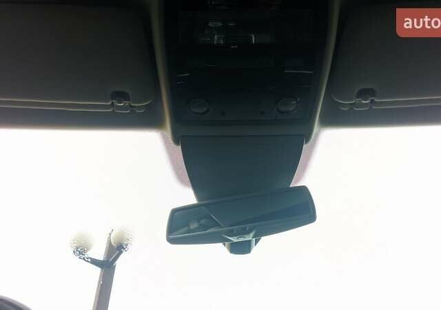 Чорний Фольксваген Туарег, об'ємом двигуна 3 л та пробігом 214 тис. км за 28000 $, фото 5 на Automoto.ua