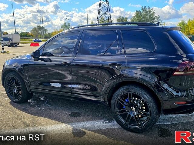 Черный Фольксваген Туарег, объемом двигателя 4.2 л и пробегом 330 тыс. км за 19999 $, фото 3 на Automoto.ua