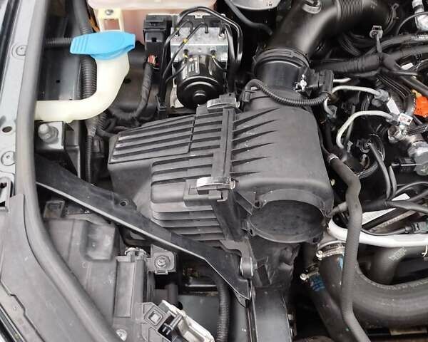 Черный Фольксваген Туарег, объемом двигателя 3 л и пробегом 252 тыс. км за 18600 $, фото 22 на Automoto.ua