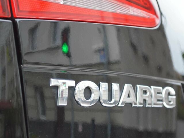 Черный Фольксваген Туарег, объемом двигателя 3 л и пробегом 256 тыс. км за 18900 $, фото 8 на Automoto.ua