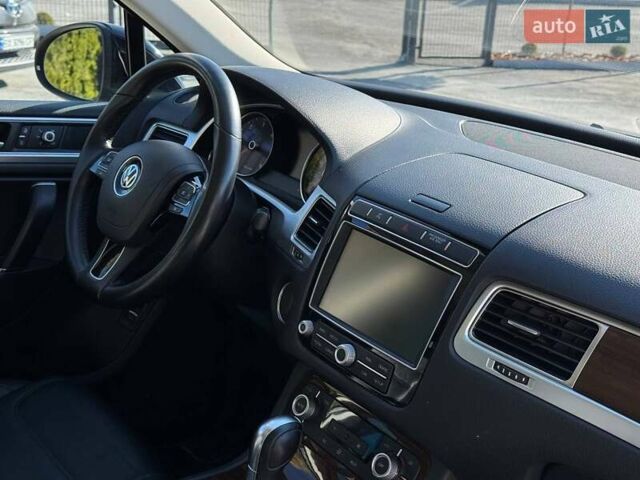 Черный Фольксваген Туарег, объемом двигателя 2.97 л и пробегом 199 тыс. км за 22000 $, фото 35 на Automoto.ua