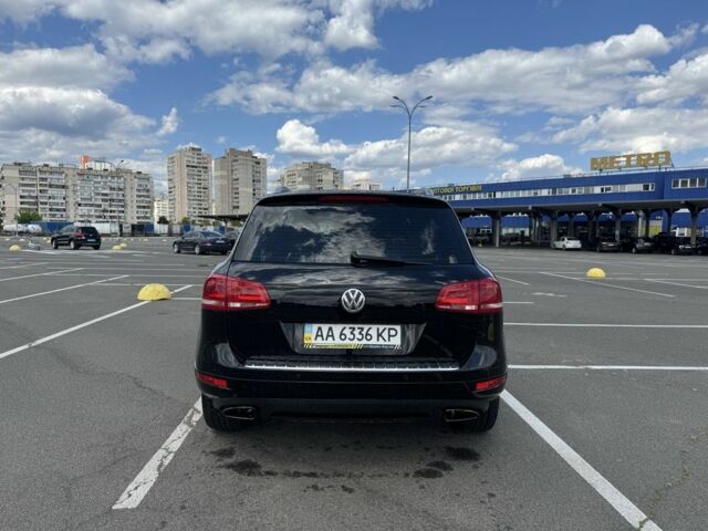Черный Фольксваген Туарег, объемом двигателя 3 л и пробегом 195 тыс. км за 20950 $, фото 3 на Automoto.ua