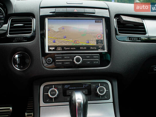 Черный Фольксваген Туарег, объемом двигателя 3 л и пробегом 236 тыс. км за 24999 $, фото 29 на Automoto.ua