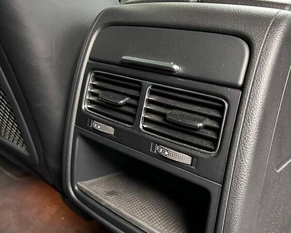 Чорний Фольксваген Туарег, об'ємом двигуна 2.97 л та пробігом 220 тис. км за 24500 $, фото 35 на Automoto.ua