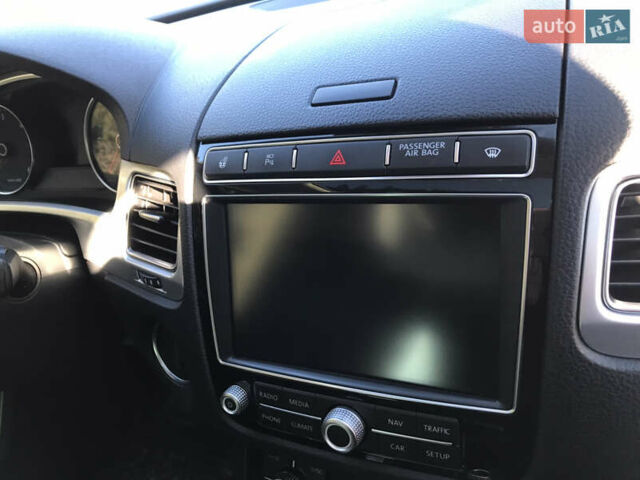 Черный Фольксваген Туарег, объемом двигателя 3 л и пробегом 208 тыс. км за 30500 $, фото 34 на Automoto.ua