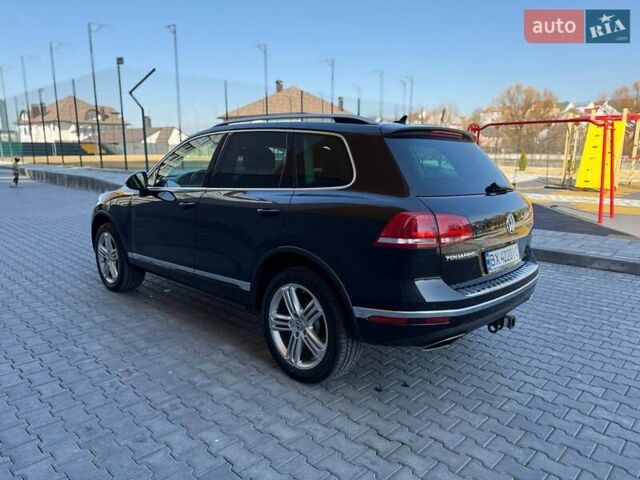 Черный Фольксваген Туарег, объемом двигателя 3 л и пробегом 130 тыс. км за 25500 $, фото 9 на Automoto.ua