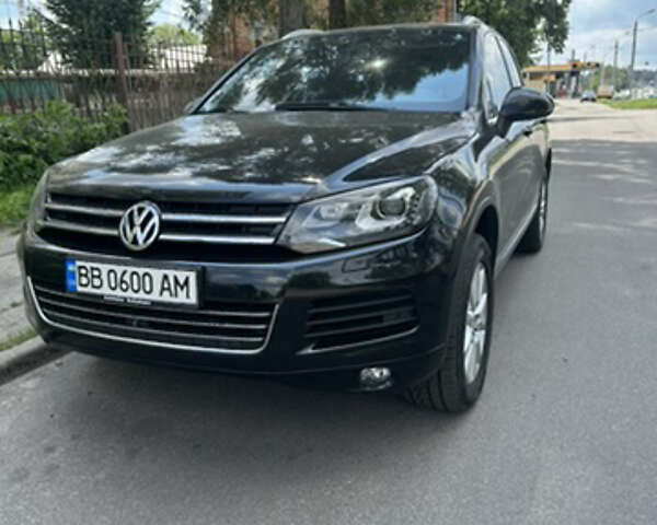 Черный Фольксваген Туарег, объемом двигателя 2.97 л и пробегом 189 тыс. км за 28000 $, фото 1 на Automoto.ua