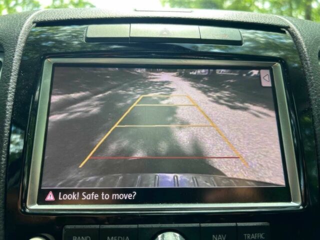 Черный Фольксваген Туарег, объемом двигателя 3.6 л и пробегом 84 тыс. км за 13600 $, фото 10 на Automoto.ua