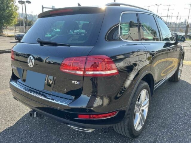 Чорний Фольксваген Туарег, об'ємом двигуна 3 л та пробігом 86 тис. км за 22000 $, фото 5 на Automoto.ua