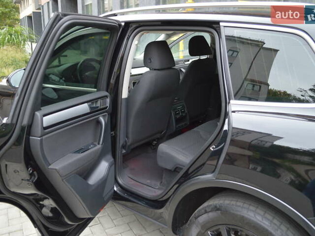 Чорний Фольксваген Туарег, об'ємом двигуна 2.97 л та пробігом 256 тис. км за 18900 $, фото 30 на Automoto.ua