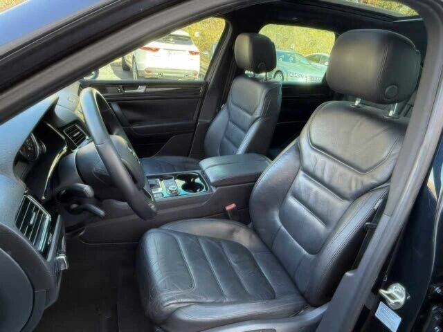 Чорний Фольксваген Туарег, об'ємом двигуна 3 л та пробігом 84 тис. км за 3300 $, фото 9 на Automoto.ua