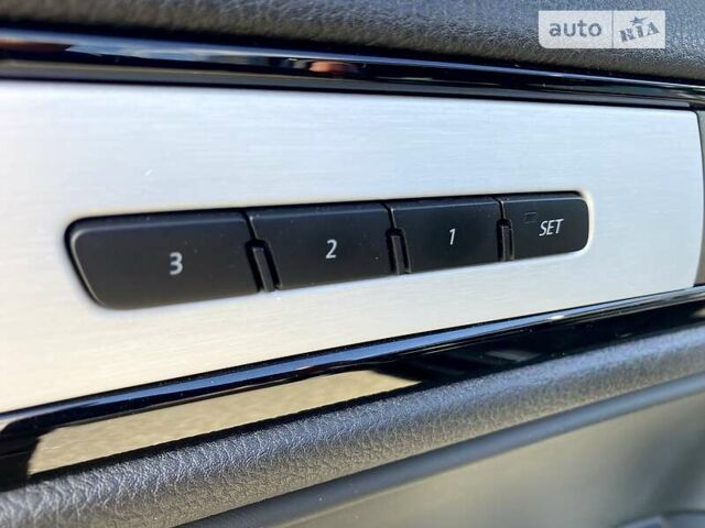 Черный Фольксваген Туарег, объемом двигателя 3 л и пробегом 223 тыс. км за 25500 $, фото 24 на Automoto.ua