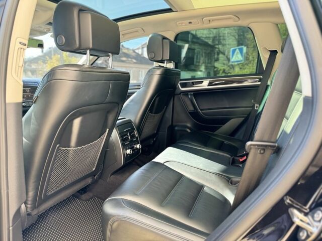 Черный Фольксваген Туарег, объемом двигателя 3 л и пробегом 216 тыс. км за 27400 $, фото 11 на Automoto.ua