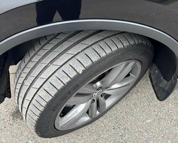 Чорний Фольксваген Туарег, об'ємом двигуна 2.97 л та пробігом 220 тис. км за 24500 $, фото 7 на Automoto.ua