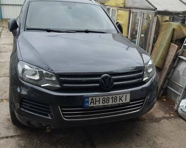 Чорний Фольксваген Туарег, об'ємом двигуна 2.97 л та пробігом 259 тис. км за 16800 $, фото 2 на Automoto.ua