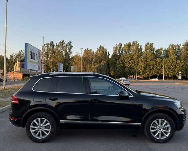 Черный Фольксваген Туарег, объемом двигателя 2.97 л и пробегом 240 тыс. км за 20500 $, фото 4 на Automoto.ua