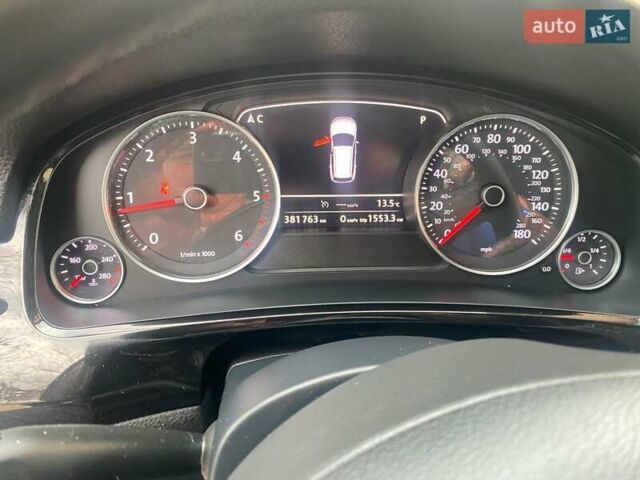 Чорний Фольксваген Туарег, об'ємом двигуна 2.97 л та пробігом 381 тис. км за 19600 $, фото 10 на Automoto.ua