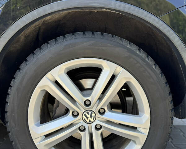 Чорний Фольксваген Туарег, об'ємом двигуна 2.97 л та пробігом 188 тис. км за 19500 $, фото 13 на Automoto.ua