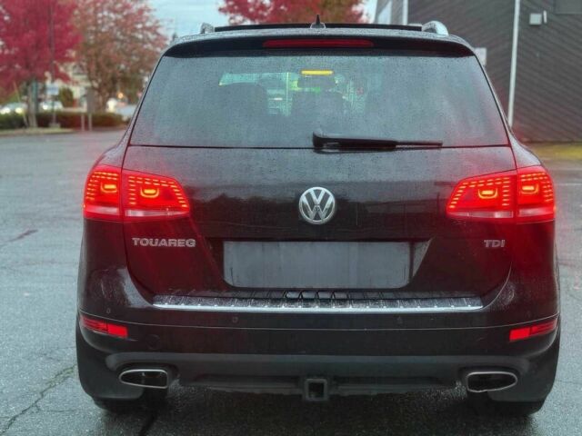 Черный Фольксваген Туарег, объемом двигателя 3 л и пробегом 87 тыс. км за 14600 $, фото 4 на Automoto.ua