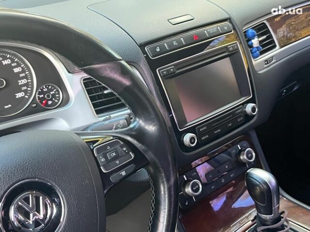 Черный Фольксваген Туарег, объемом двигателя 3 л и пробегом 374 тыс. км за 19990 $, фото 37 на Automoto.ua