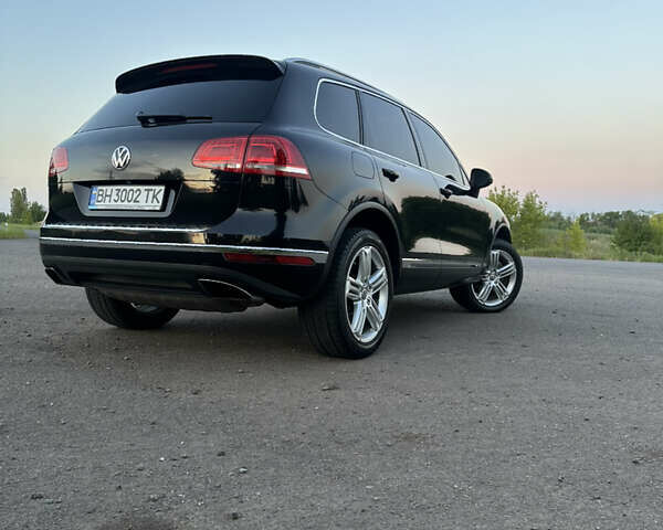 Черный Фольксваген Туарег, объемом двигателя 3 л и пробегом 262 тыс. км за 32500 $, фото 3 на Automoto.ua