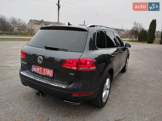 Черный Фольксваген Туарег, объемом двигателя 3 л и пробегом 252 тыс. км за 18600 $, фото 4 на Automoto.ua