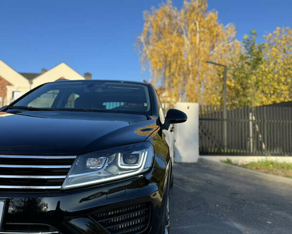 Чорний Фольксваген Туарег, об'ємом двигуна 2.97 л та пробігом 178 тис. км за 22000 $, фото 4 на Automoto.ua