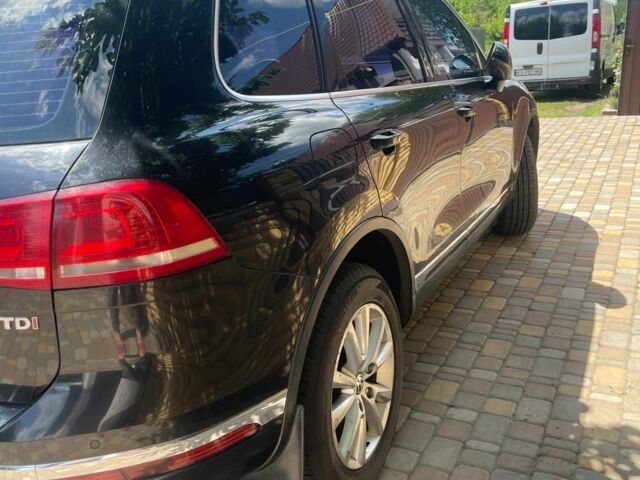 Чорний Фольксваген Туарег, об'ємом двигуна 3 л та пробігом 370 тис. км за 19500 $, фото 12 на Automoto.ua