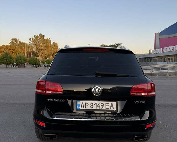 Черный Фольксваген Туарег, объемом двигателя 2.97 л и пробегом 240 тыс. км за 20500 $, фото 2 на Automoto.ua