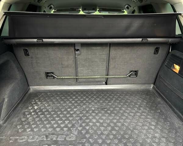 Чорний Фольксваген Туарег, об'ємом двигуна 2.97 л та пробігом 220 тис. км за 24500 $, фото 39 на Automoto.ua