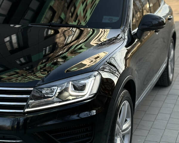Чорний Фольксваген Туарег, об'ємом двигуна 2.97 л та пробігом 225 тис. км за 27500 $, фото 23 на Automoto.ua