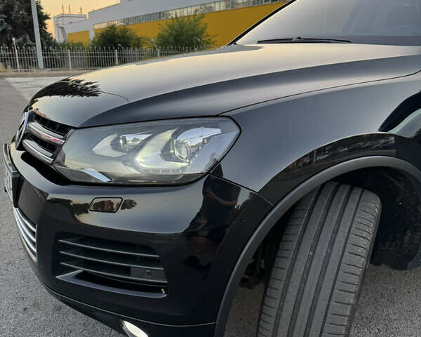 Черный Фольксваген Туарег, объемом двигателя 2.97 л и пробегом 240 тыс. км за 20500 $, фото 7 на Automoto.ua