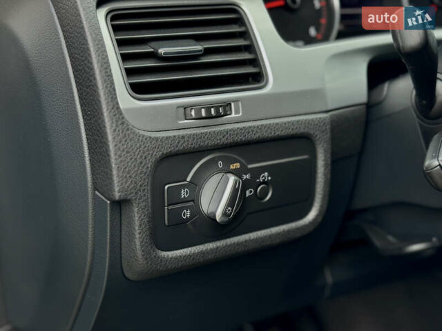 Черный Фольксваген Туарег, объемом двигателя 2.97 л и пробегом 150 тыс. км за 28500 $, фото 41 на Automoto.ua