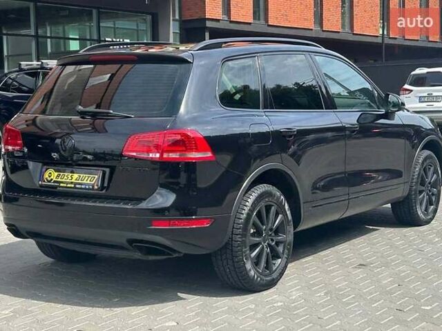 Черный Фольксваген Туарег, объемом двигателя 2.97 л и пробегом 292 тыс. км за 22900 $, фото 5 на Automoto.ua