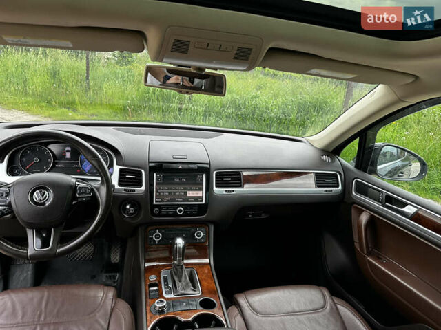 Черный Фольксваген Туарег, объемом двигателя 3 л и пробегом 360 тыс. км за 16200 $, фото 14 на Automoto.ua
