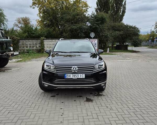 Черный Фольксваген Туарег, объемом двигателя 3 л и пробегом 330 тыс. км за 19999 $, фото 6 на Automoto.ua