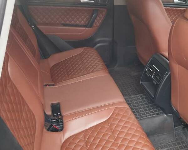 Чорний Фольксваген Туарег, об'ємом двигуна 2.97 л та пробігом 259 тис. км за 16800 $, фото 9 на Automoto.ua