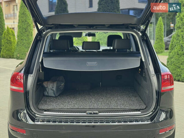 Черный Фольксваген Туарег, объемом двигателя 2.97 л и пробегом 150 тыс. км за 28500 $, фото 45 на Automoto.ua