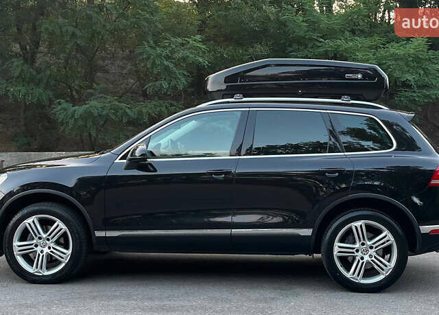 Черный Фольксваген Туарег, объемом двигателя 2.97 л и пробегом 242 тыс. км за 25900 $, фото 7 на Automoto.ua