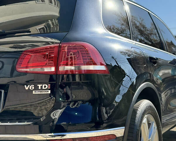 Черный Фольксваген Туарег, объемом двигателя 2.97 л и пробегом 216 тыс. км за 27400 $, фото 8 на Automoto.ua