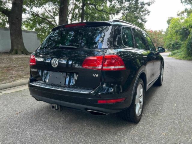 Черный Фольксваген Туарег, объемом двигателя 3.6 л и пробегом 84 тыс. км за 13600 $, фото 5 на Automoto.ua