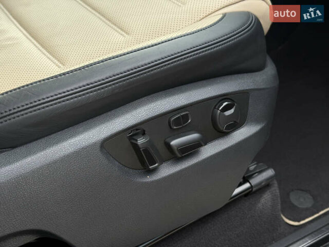 Чорний Фольксваген Туарег, об'ємом двигуна 3 л та пробігом 289 тис. км за 24900 $, фото 10 на Automoto.ua
