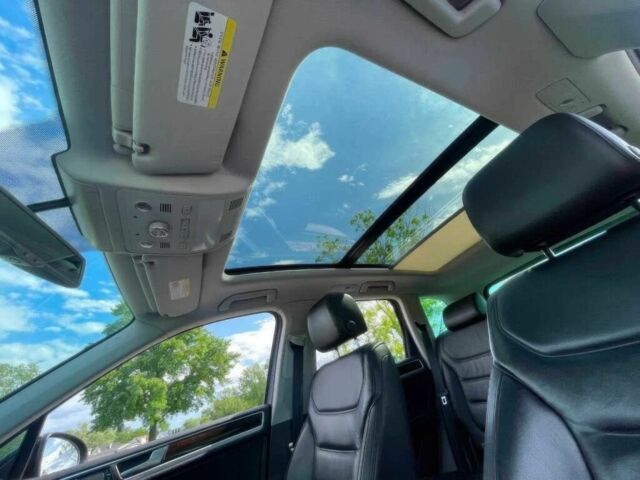 Чорний Фольксваген Туарег, об'ємом двигуна 3 л та пробігом 87 тис. км за 7900 $, фото 9 на Automoto.ua