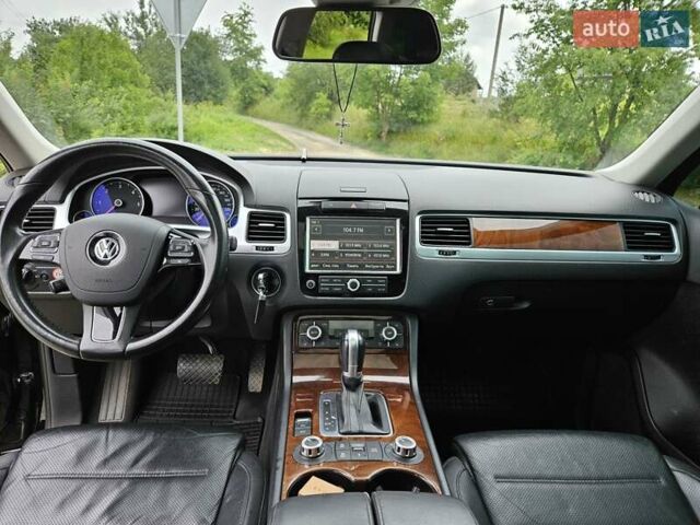 Черный Фольксваген Туарег, объемом двигателя 3 л и пробегом 236 тыс. км за 21600 $, фото 14 на Automoto.ua