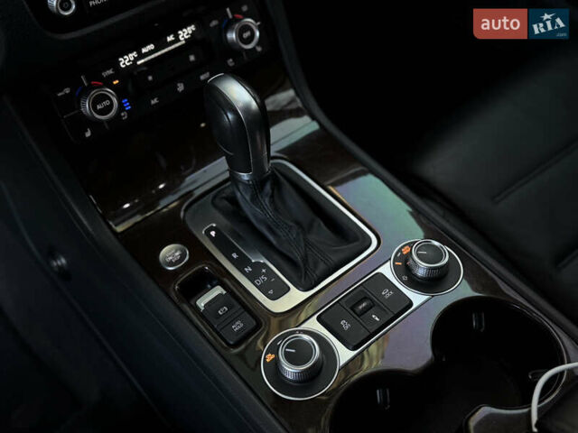 Чорний Фольксваген Туарег, об'ємом двигуна 2.97 л та пробігом 225 тис. км за 27500 $, фото 52 на Automoto.ua